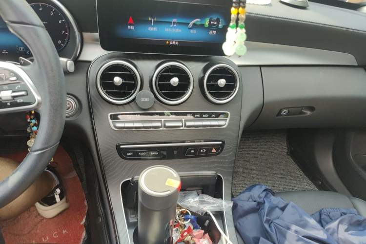 Used Mercedes-Benz C-Class 2019 Restyled C 260 L Sport Edition Audio And AC Panel