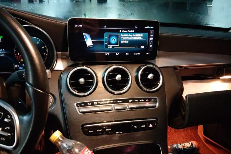 Used Mercedes-Benz C-Class 2019 Restyled C 260 L Sport Edition Audio And AC Panel