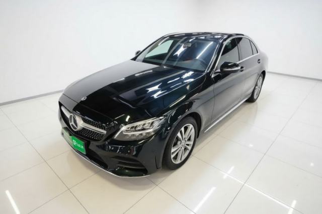 Ojetý Mercedes-Benz C-Class 2019 C 180 L Fashion Edition Sport Version