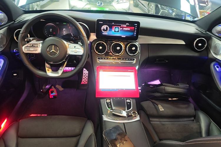 Used Mercedes-Benz C-Class 2019 C 260 Sport Edition 4MATIC Center Console