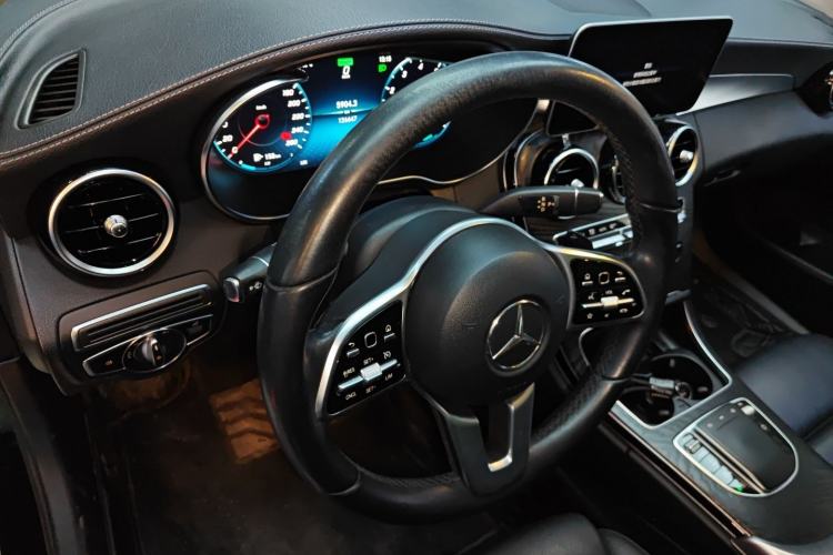 Used Mercedes-Benz C-Class 2019 Restyled C 260 L Sport Edition Center Console