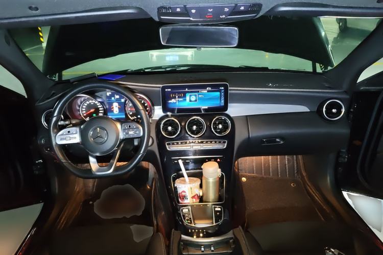 Used Mercedes-Benz C-Class 2019 C 260 Sport Edition Center Console