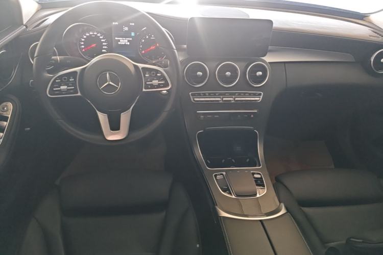 Used Mercedes-Benz C-Class 2019 C 180 L Fashion Edition Sport Version Center Console