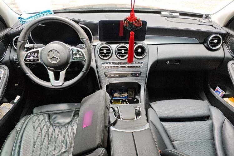 Used Mercedes-Benz C-Class 2019 Restyled C 260 L Sport Edition Center Console