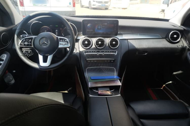 Used Mercedes-Benz C-Class 2019 Restyled C 260 L Sport Edition Center Console