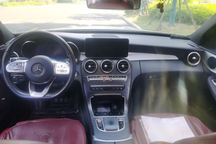 Used Mercedes-Benz C-Class 2019 C 260 Sport Edition Center Console