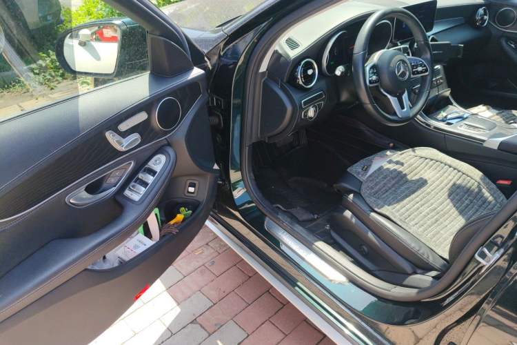Used Mercedes-Benz C-Class 2019 C 260 L Sport Edition Driver Seat