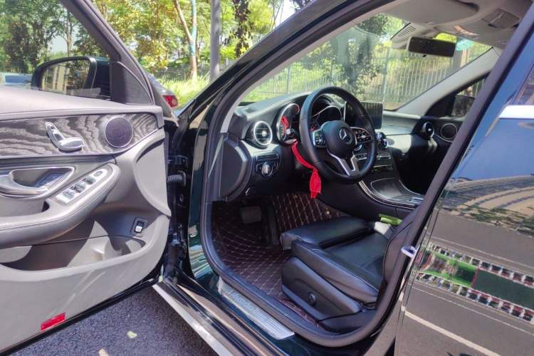 Used Mercedes-Benz C-Class 2019 C 180 L Fashion Edition Sport Version Driver Seat