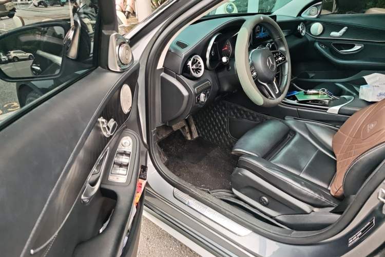 Used Mercedes-Benz C-Class 2019 C 180 L Fashion Edition Sport Version Driver Seat
