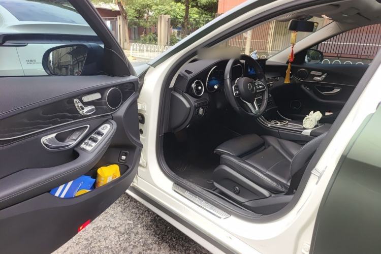 Used Mercedes-Benz C-Class 2019 C 260 L 4MATIC Sport Edition Driver Seat