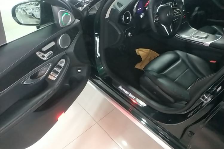 Used Mercedes-Benz C-Class 2019 C 260 L Sport Edition Driver Seat