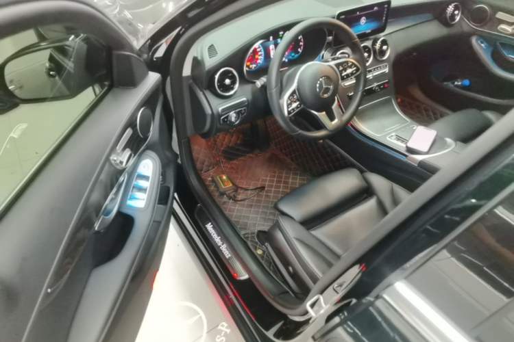 Used Mercedes-Benz C-Class 2019 Restyled C 260 L Sport Edition Driver Seat