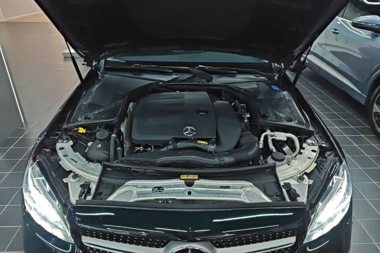 Used Mercedes-Benz C-Class 2019 C 260 L Sport Edition Engine Bay