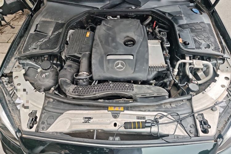 Used Mercedes-Benz C-Class 2019 C 180 L Fashion Edition Sport Version Engine Bay