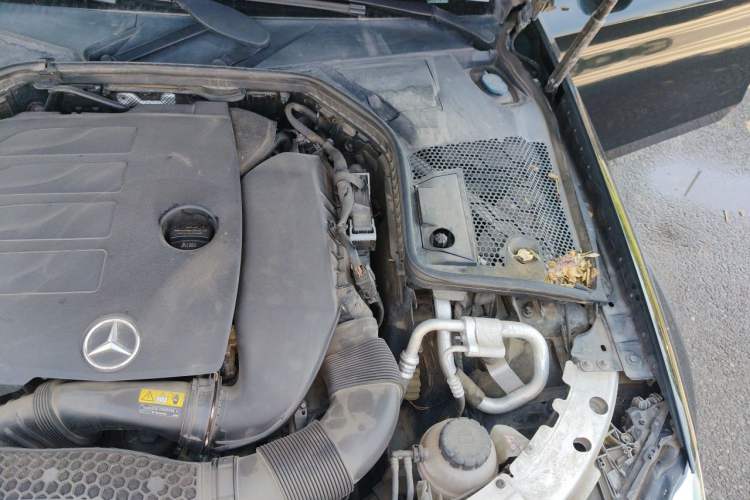 Used Mercedes-Benz C-Class 2019 C 260 L Sport Edition Engine Bay Left