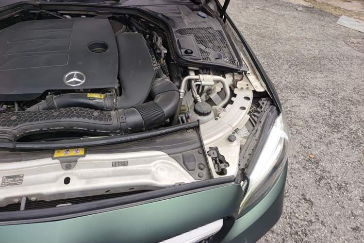 Used Mercedes-Benz C-Class 2019 C 260 L 4MATIC Sport Edition Engine Bay Left