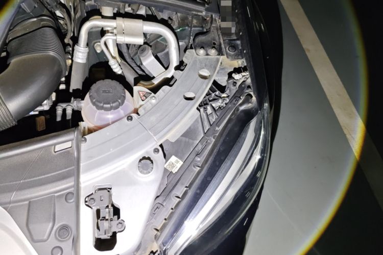 Used Mercedes-Benz C-Class 2019 C 260 Sport Edition Engine Bay Left