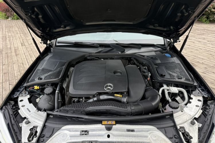 Used Mercedes-Benz C-Class 2019 C 260 L Sport Edition Engine Bay