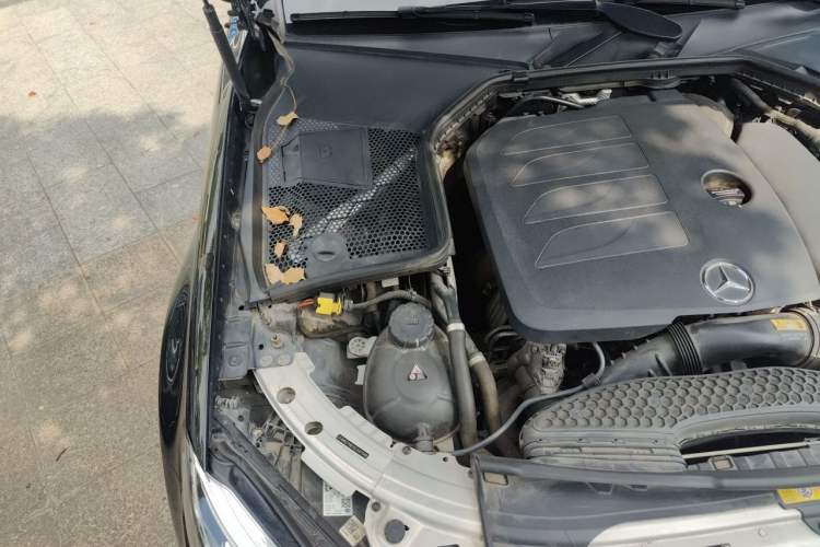 Used Mercedes-Benz C-Class 2019 Restyled C 260 L Sport Edition Engine Bay Right
