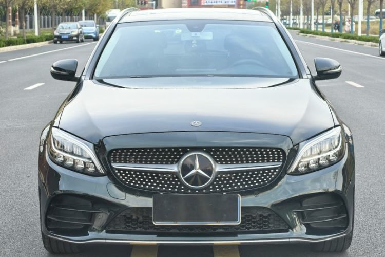 Used Mercedes-Benz C-Class 2019 C 260 Estate Exterior 1