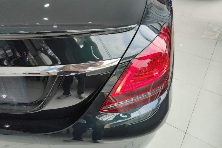 Used Mercedes-Benz C-Class 2019 C 260 Sport Edition Exterior 1