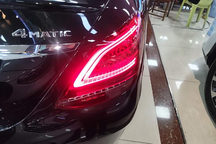 Used Mercedes-Benz C-Class 2019 C 260 Sport Edition 4MATIC Exterior 3