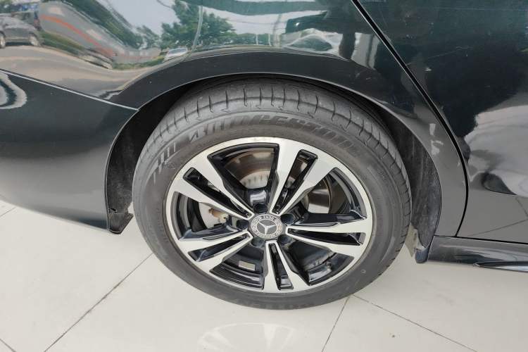 Used Mercedes-Benz C-Class 2019 C 260 Sport Edition Exterior 3