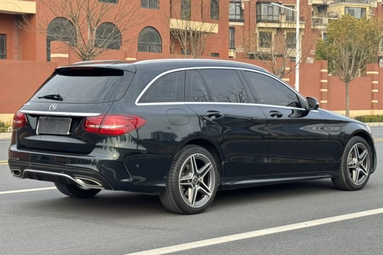 Used Mercedes-Benz C-Class 2019 C 260 Estate Exterior 3