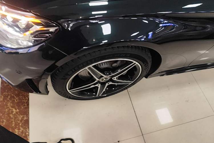 Used Mercedes-Benz C-Class 2019 C 260 Sport Edition 4MATIC Exterior 4