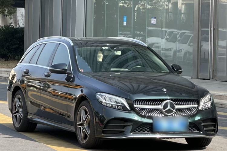 Used Mercedes-Benz C-Class 2019 C 260 Estate Exterior 5