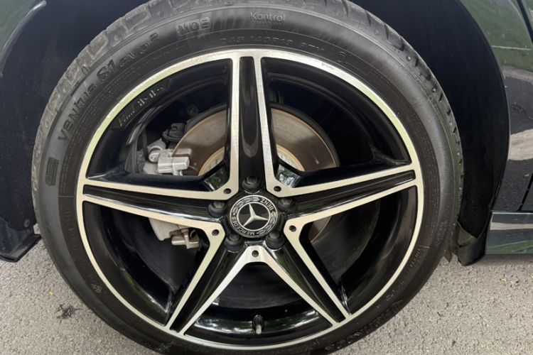 Used Mercedes-Benz C-Class 2019 C 260 Sport Edition 4MATIC Exterior 8