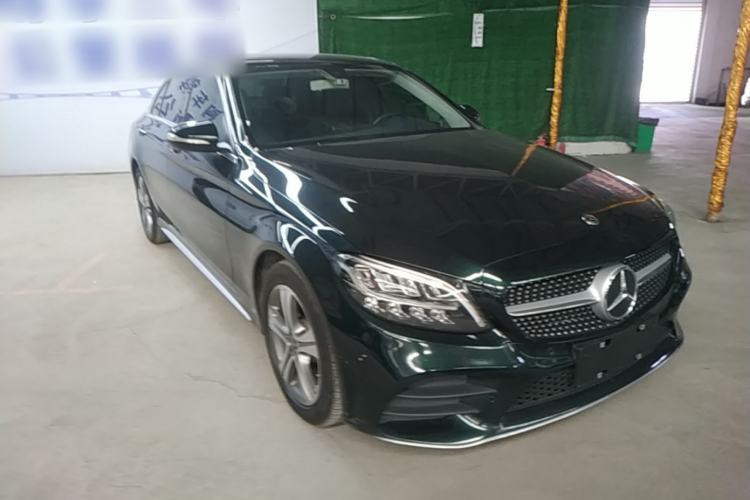 Used Mercedes-Benz C-Class 2019 Restyled C 260 L Sport Edition Front Right 45 Deg