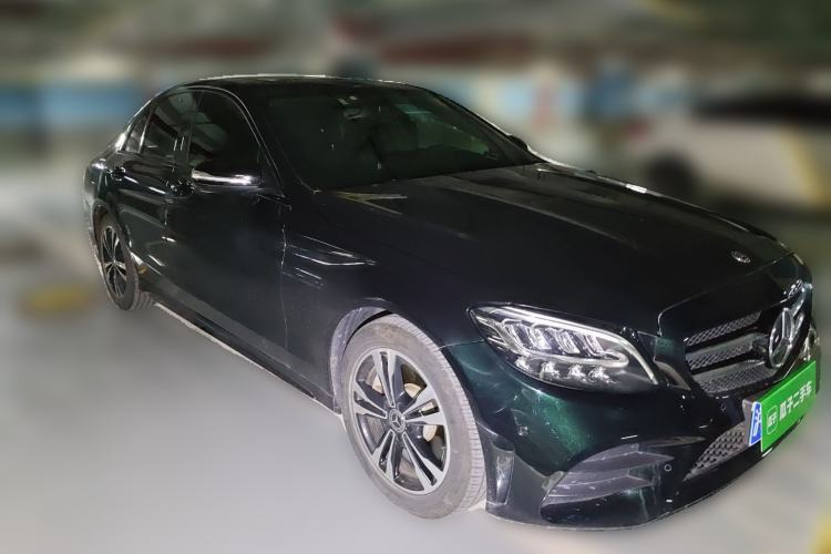 Used Mercedes-Benz C-Class 2019 C 260 Sport Edition Front Right 45 Deg