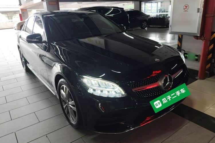 Used Mercedes-Benz C-Class 2019 C 180 L Fashion Edition Sport Version Front Right 45 Deg
