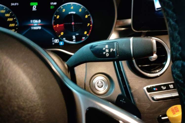 Used Mercedes-Benz C-Class 2019 Restyled C 260 L Sport Edition Gear Lever