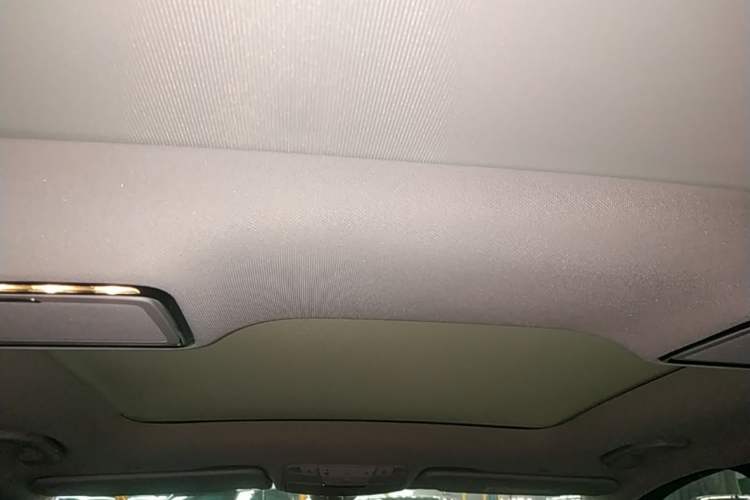 Used Mercedes-Benz C-Class 2019 Restyled C 260 L Sport Edition Headliner