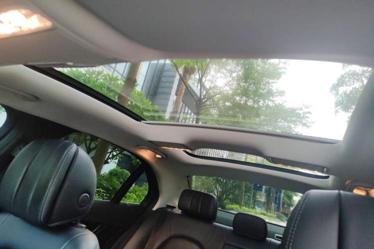 Used Mercedes-Benz C-Class 2019 Restyled C 260 L Sport Edition Headliner