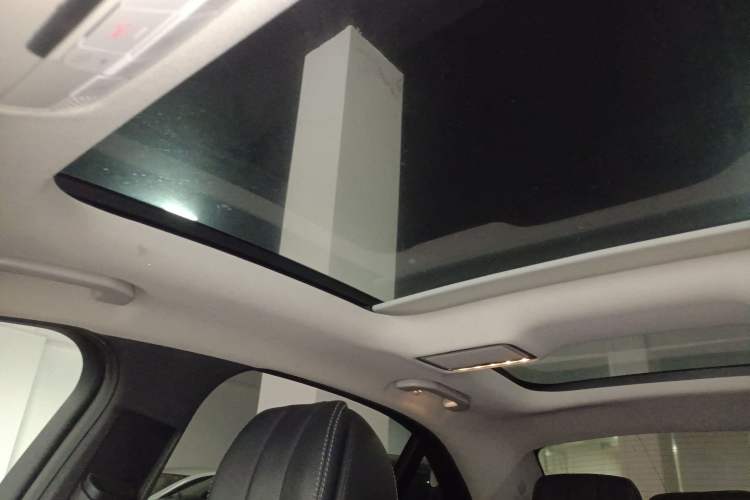 Used Mercedes-Benz C-Class 2019 C 260 L Sport Edition Headliner