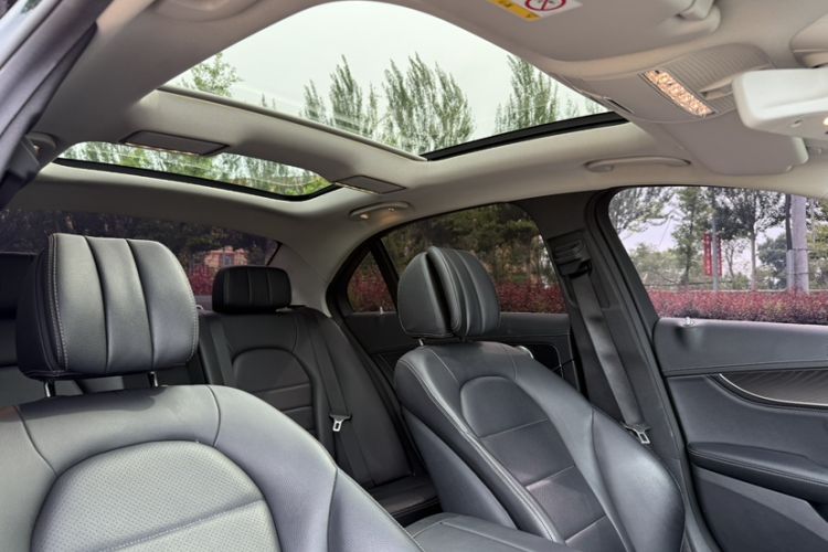 Used Mercedes-Benz C-Class 2019 C 260 L Sport Edition Headliner