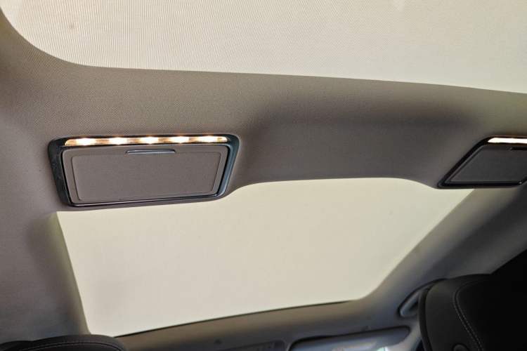 Used Mercedes-Benz C-Class 2019 Restyled C 260 L Sport Edition Headliner