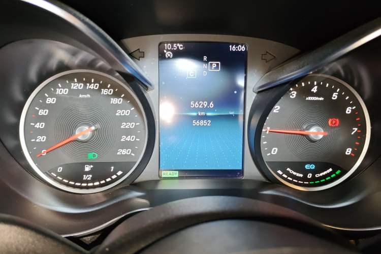 Used Mercedes-Benz C-Class 2019 C 260 Sport Edition Instrument Cluster