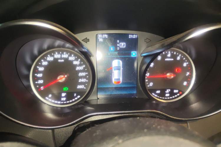 Used Mercedes-Benz C-Class 2019 C 180 L Fashion Edition Sport Version Instrument Cluster