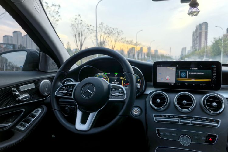 Used Mercedes-Benz C-Class 2019 C 260 Estate Interior 2