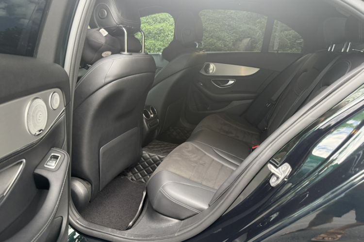 Used Mercedes-Benz C-Class 2019 C 260 Sport Edition 4MATIC Interior 4