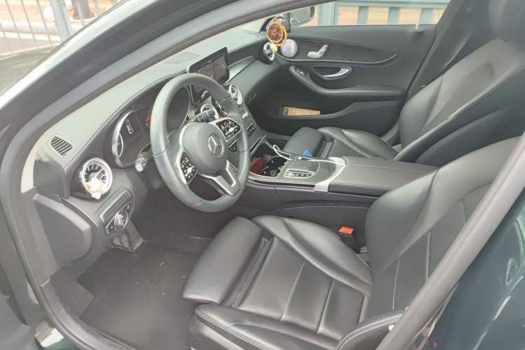 Used Mercedes-Benz C-Class 2019 C 180 L Fashion Edition Sport Version Left Front Seat