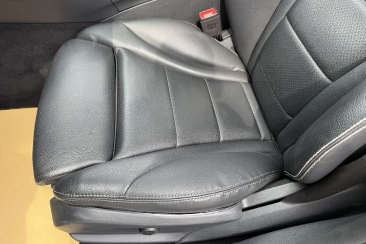 Used Mercedes-Benz C-Class 2019 C 260 L Sport Edition Left Front Seat