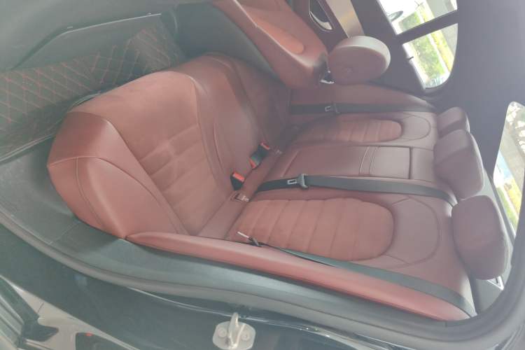 Used Mercedes-Benz C-Class 2019 C 260 Sport Edition Left Rear Seat