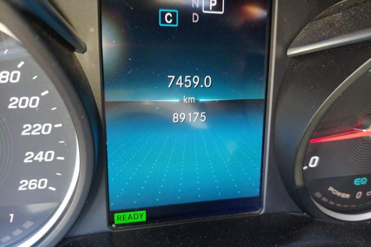 Used Mercedes-Benz C-Class 2019 C 260 L Sport Edition Odometer Close Up