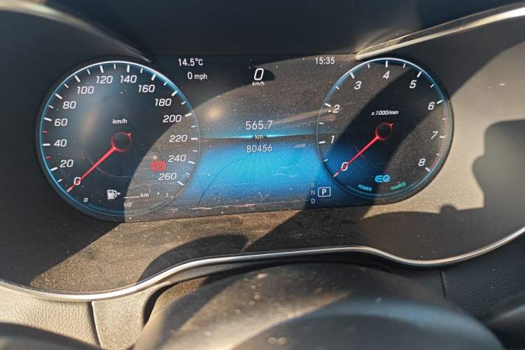 Used Mercedes-Benz C-Class 2019 Restyled C 260 L Sport Edition Odometer Close Up