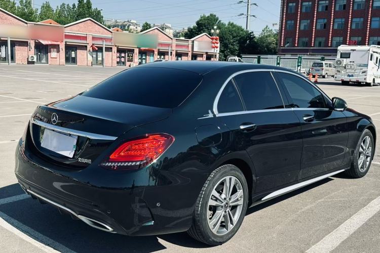 Used Mercedes-Benz C-Class 2019 C 180 L Fashion Edition Sport Version Rear Right 45 Deg